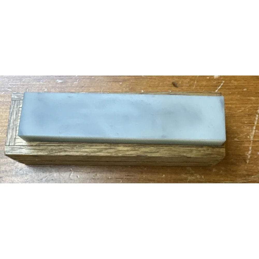 Vtg Butterscotch Translucent Arkansas Oilstone  Sharpening Stone in wood box